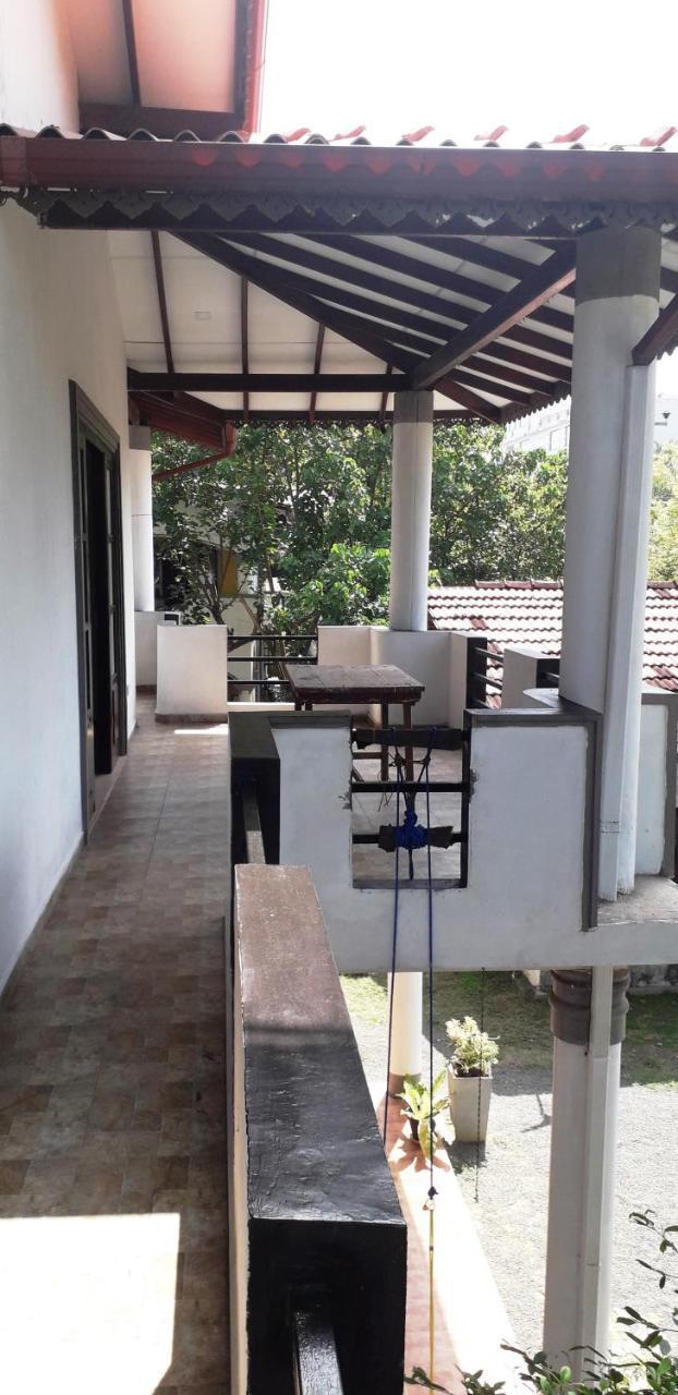 Royal Beach Villa Unawatuna Esterno foto
