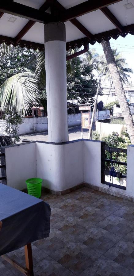 Royal Beach Villa Unawatuna Esterno foto